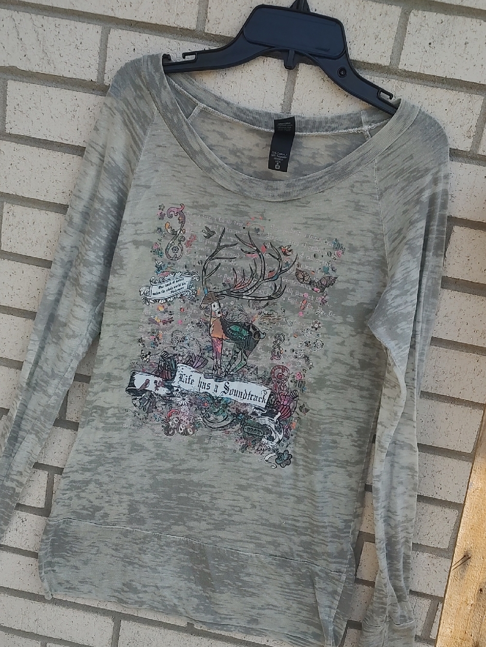 🦌 Shirt - Picture 2 of 11